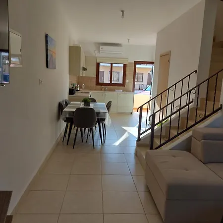 Andrea's House Tatil Evi Liopetri